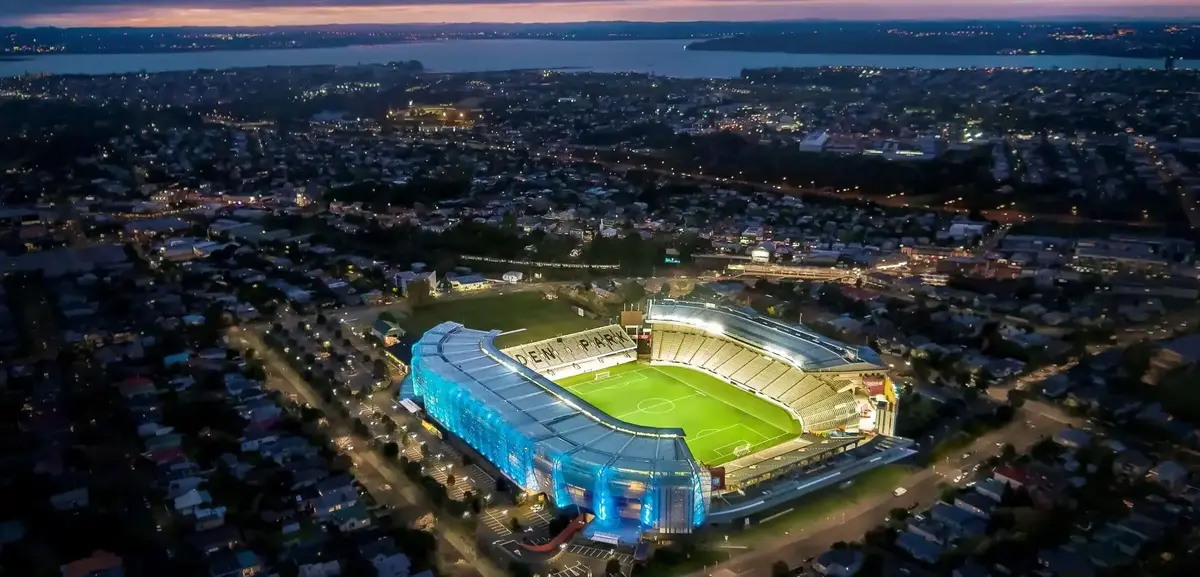 Smallest Cricket Stadium In The World - Eden Park