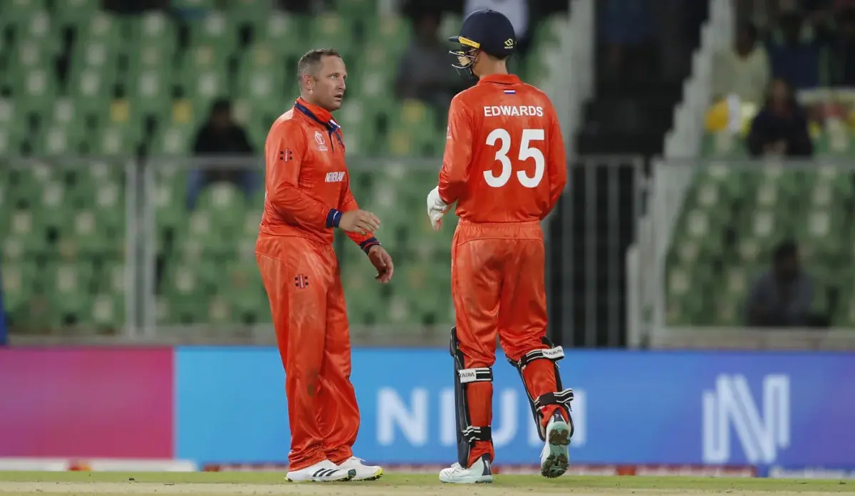 Roelof van der Merwe - Netherlands vs Australia - World Cup Warm Up Matches