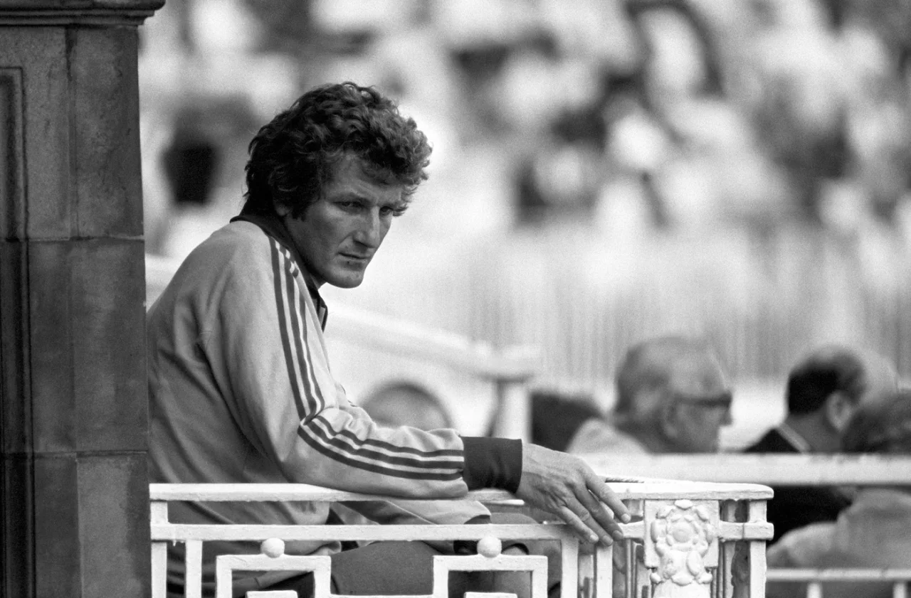 Bob Willis, England vs Pakistan, 2nd Test 1982