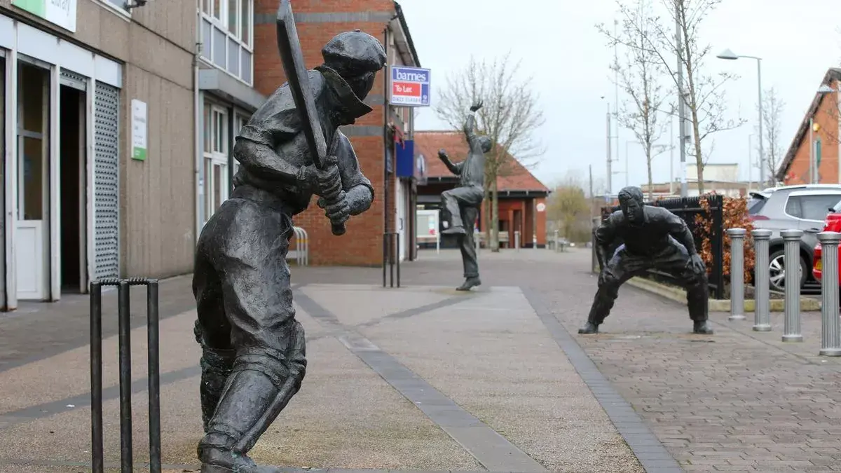 Harold Larwood Statue, Kirkby-in-Ashfield, Nottinghamshire, UK